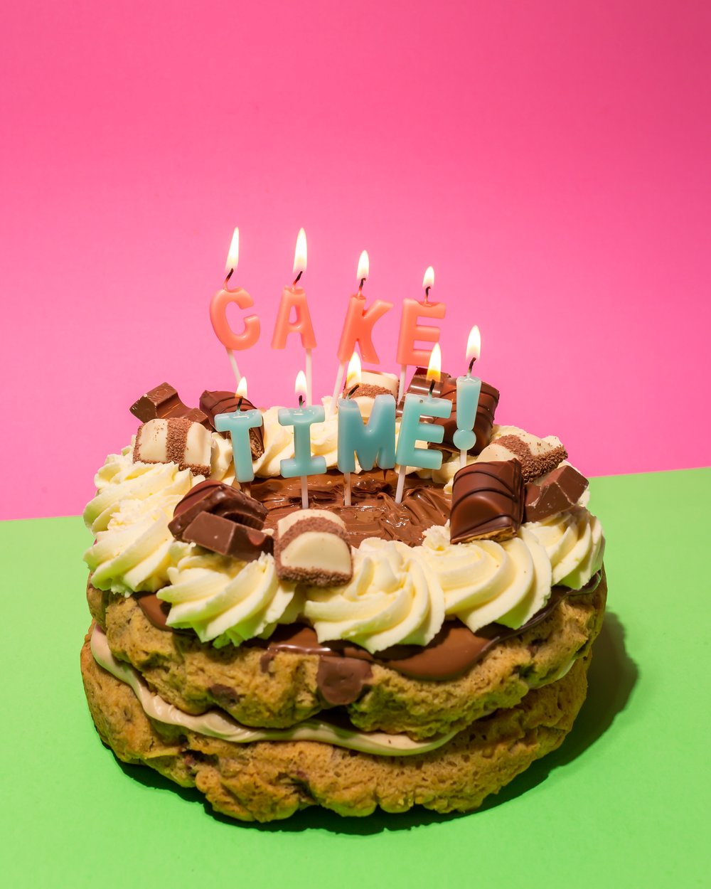 Deluxe Cookie Cake